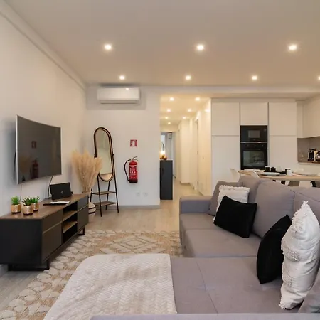 Stylish W/ River View By Lovelystay * Oeiras