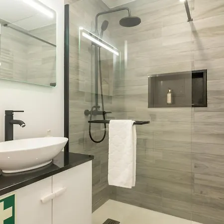 Stylish W/ River View By Lovelystay Appartamento Oeiras