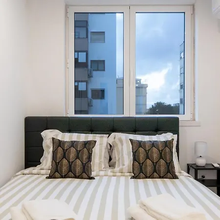 Stylish W/ River View By Lovelystay * Oeiras