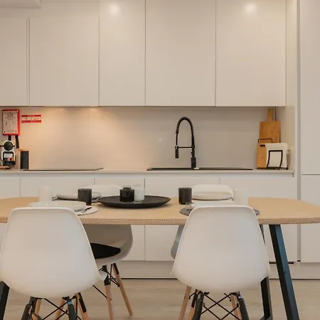 Stylish W/ River View By Lovelystay Apartamento *