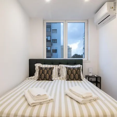 Stylish W/ River View By Lovelystay Oeiras